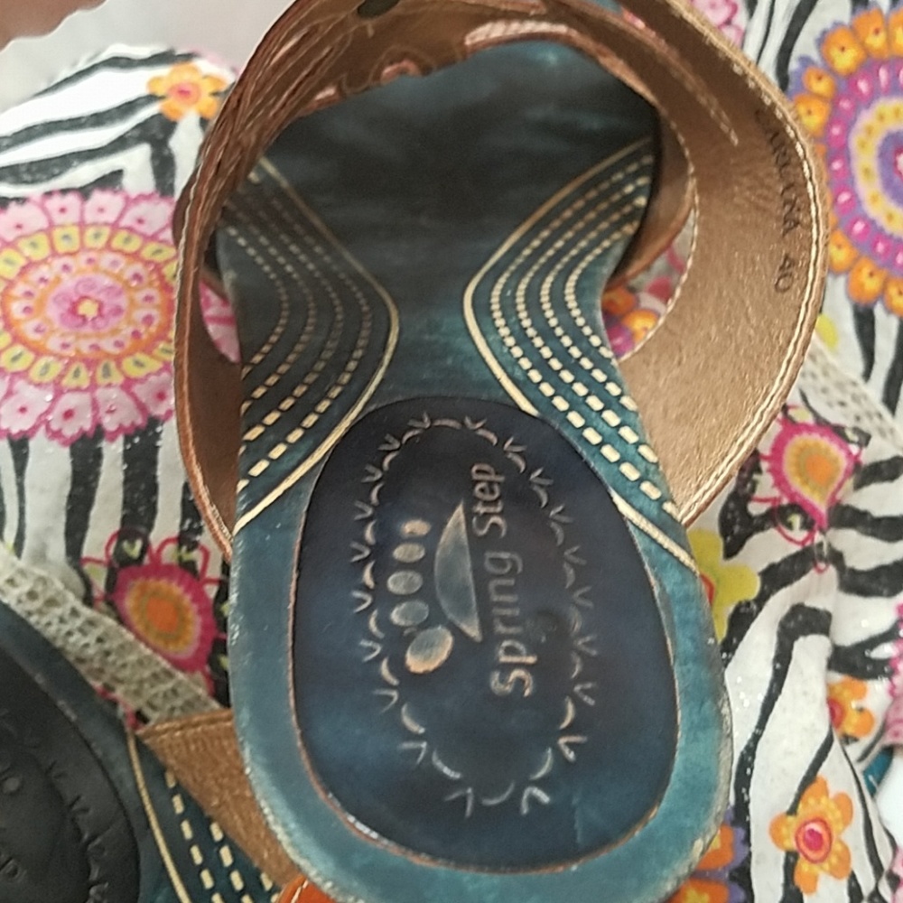 Spring step sandals - Picture 3 of 6